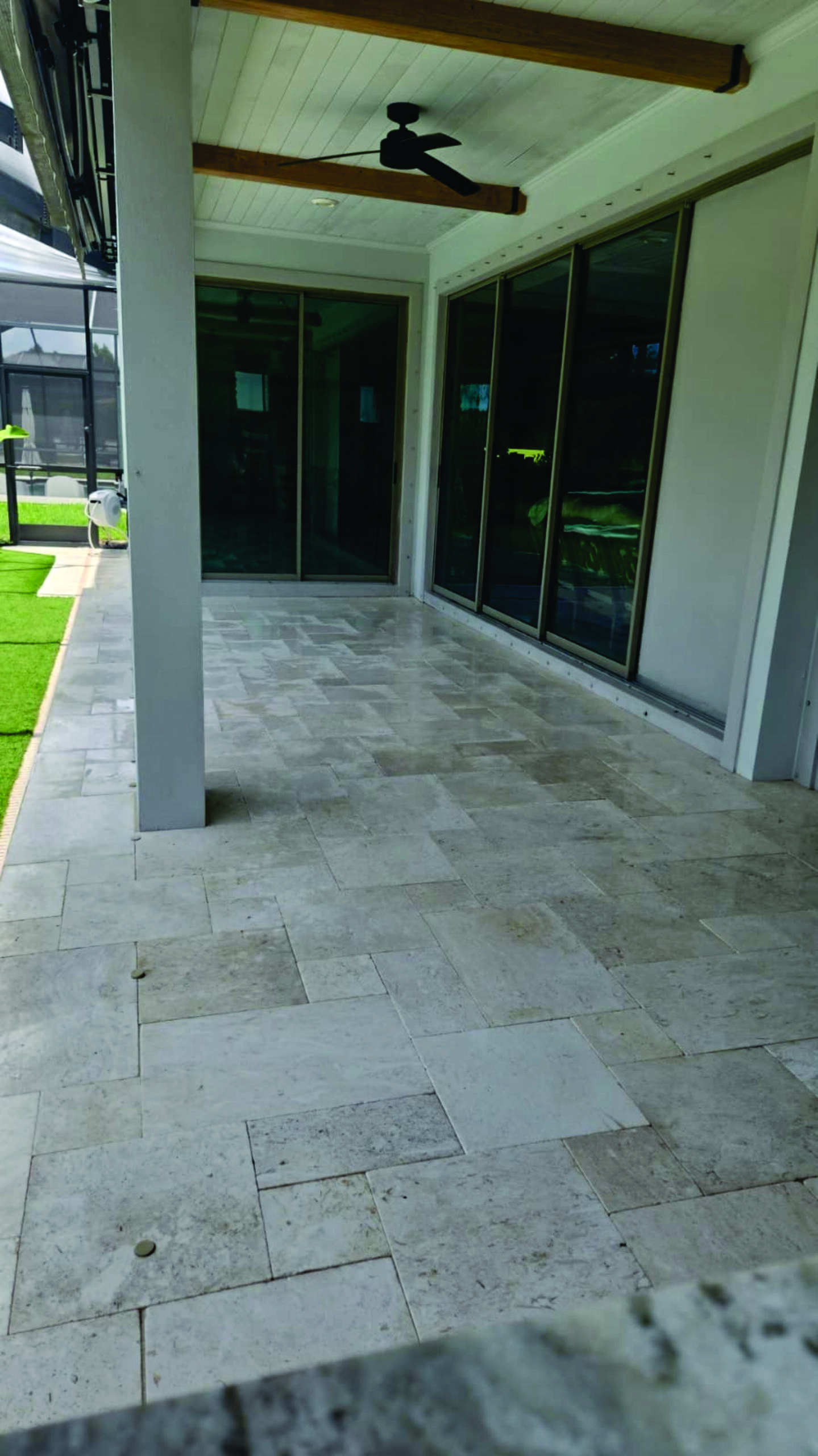 Outdoor entertainment area designed by Pittol Solid Core.